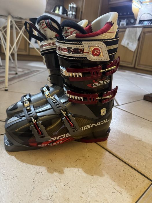 Здравейте продавам обувки за ски