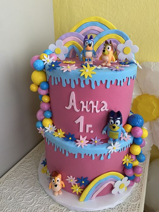 Бутафорна торта от фоам