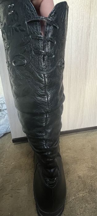 Сапоги 2 пары кожа