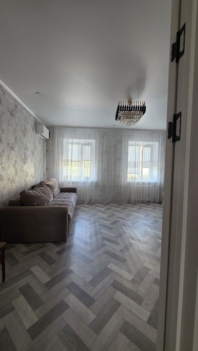 Продам квартиру в центре.