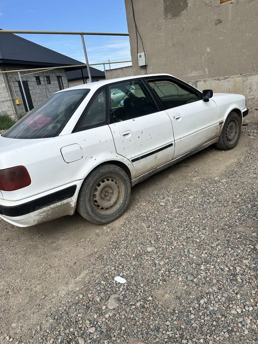 Продам ауди 80 .