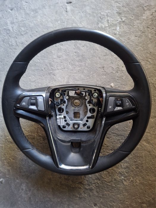 Продам оригиналный завадской рул от малибу 1 с аирбагом завод