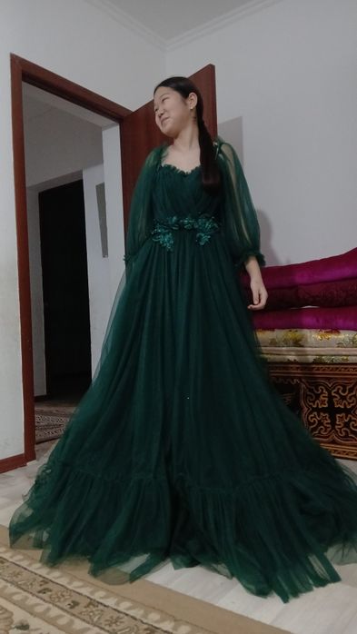 Вечерный платье сатылады