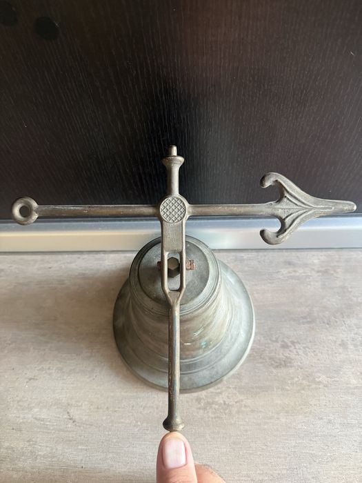 Clopot vintage mare