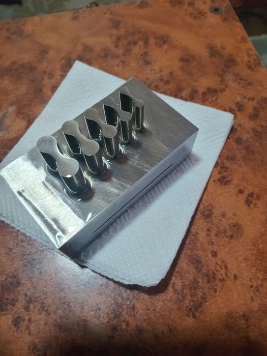 Ювелирные инструмент Вырубка для канечников  Zargarlik uskunasi