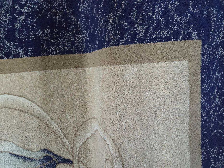 Продаётся ковёр 3x3