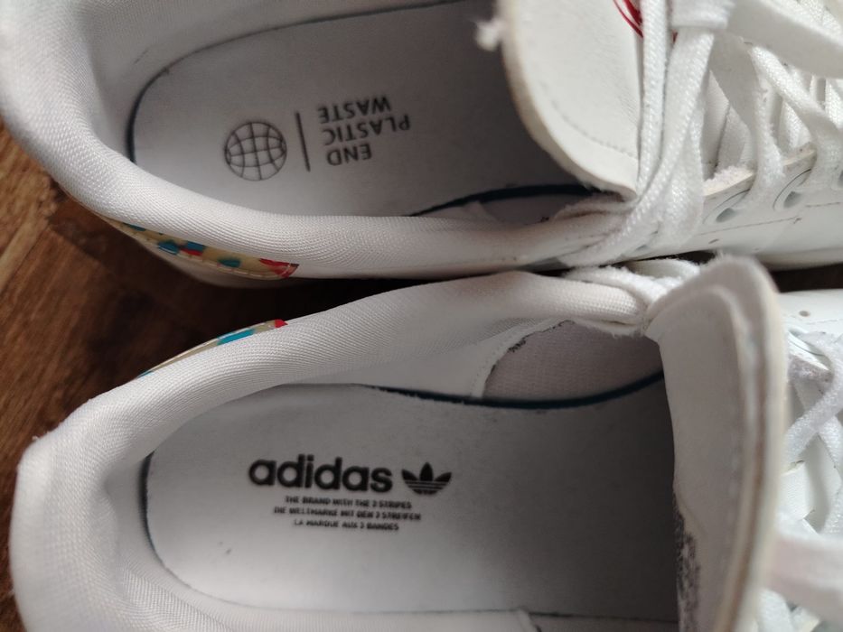 Adidasi adidas Stan Smith  originali marime 37.5 buni si la un 37