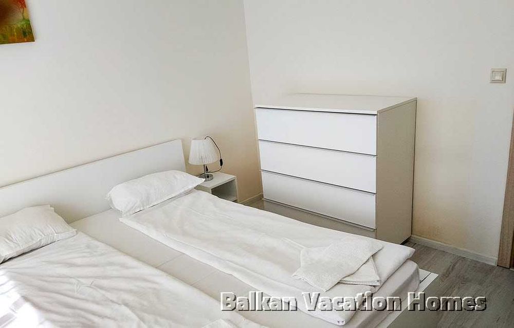 Тристаен апартамент с морска гледка във Varna Southbay Residence