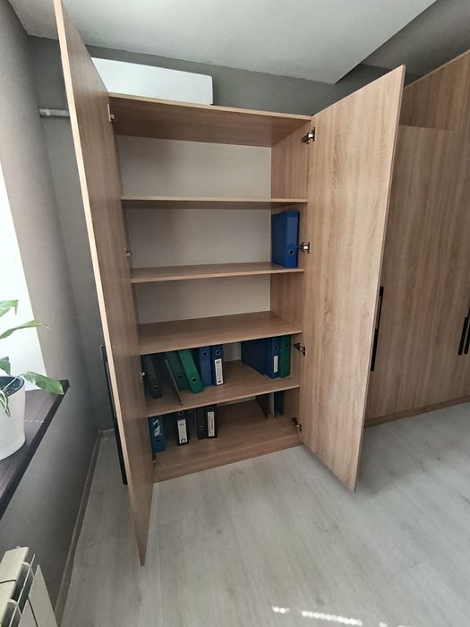 Продам офисные шкафы