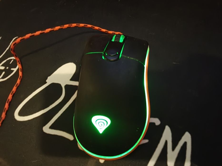 Mouse semi defect cu rgb