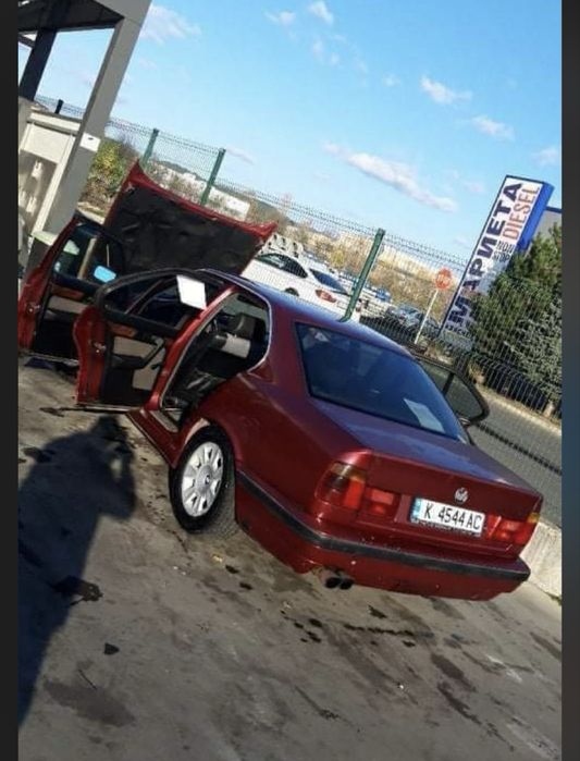 Продавам много части за bmw e34
