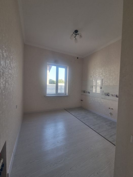 Коттедж сотилади   4 хона +сокольный кават рохат постига якин жойлашга