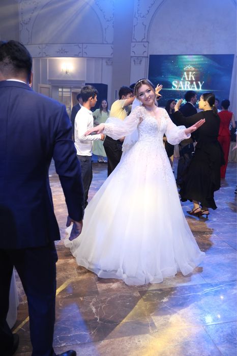 Свадебное платье