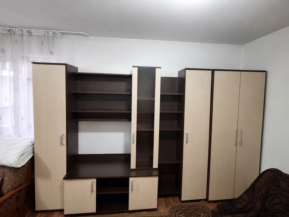 Mobila living in stare excelentă