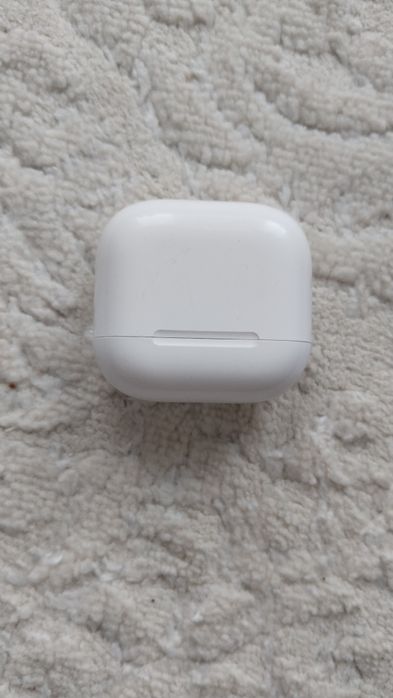 Продам наушники айрподс