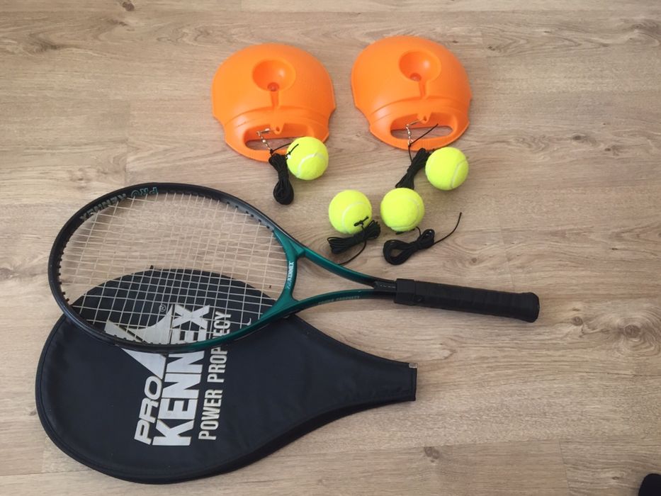 Теннисный тренажер