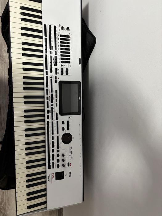 Korg pa4x.