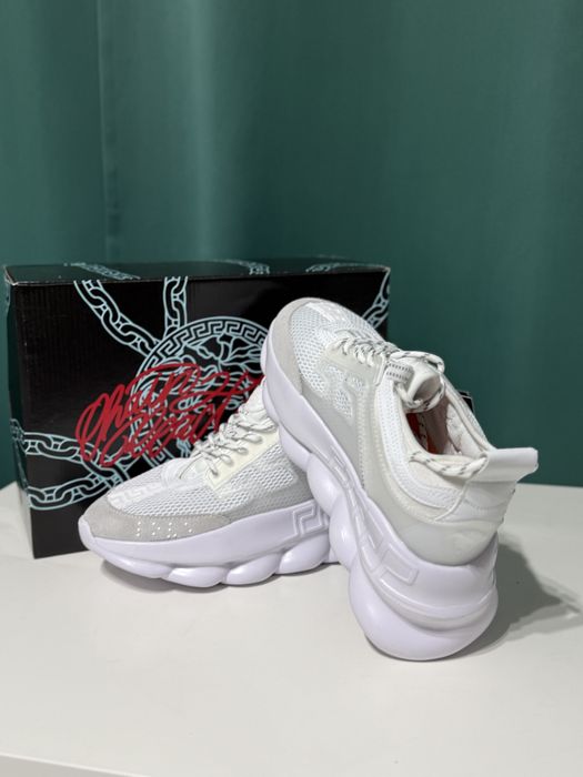 Versace Chain Reaction