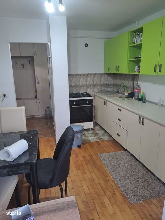 Apartament 3 camere 68 mp, etajul 4/5 - zona Porolissum