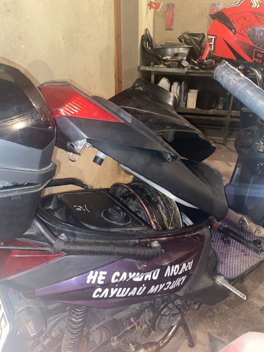 Скутер 180 кубов