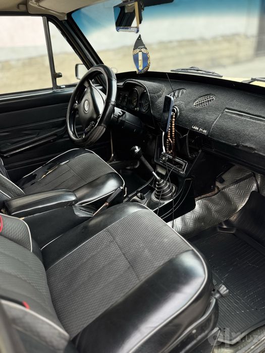Vaz2106 sotiladi
