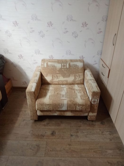 Продам кресло кровать в отличном состоянии.