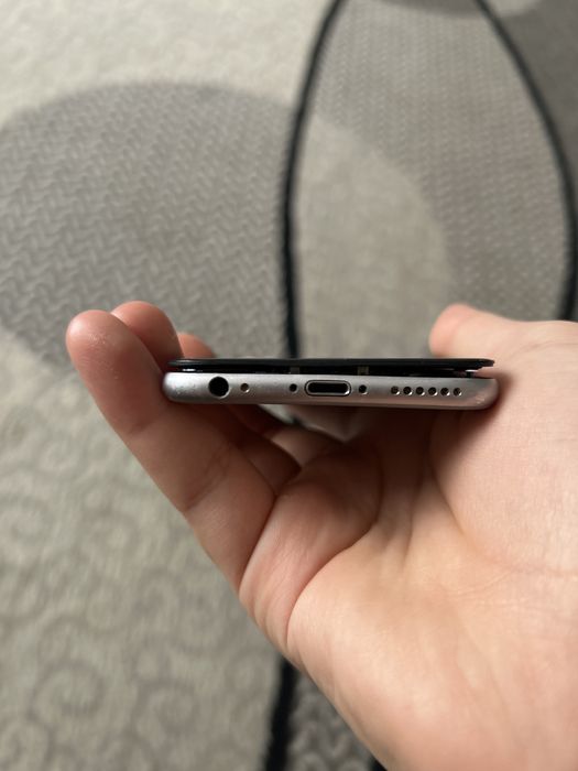 Заблокированный айфон 6