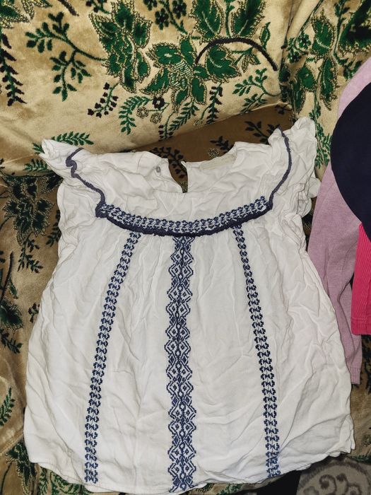 Продам пакет вещей на девочку 6-7л