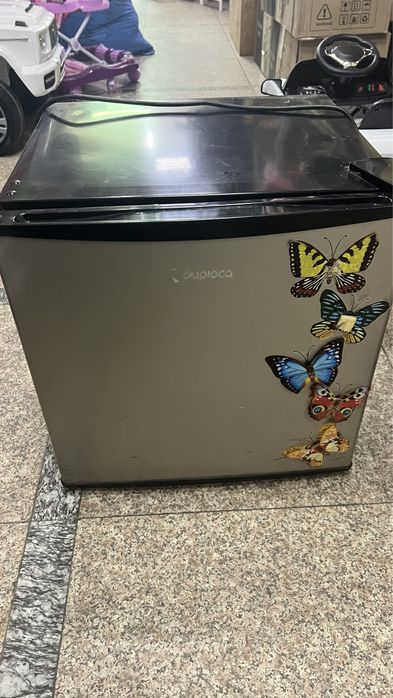 Холодильник Бирюса