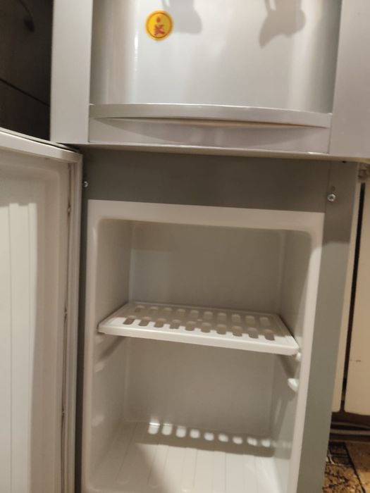 Продам диспенсер