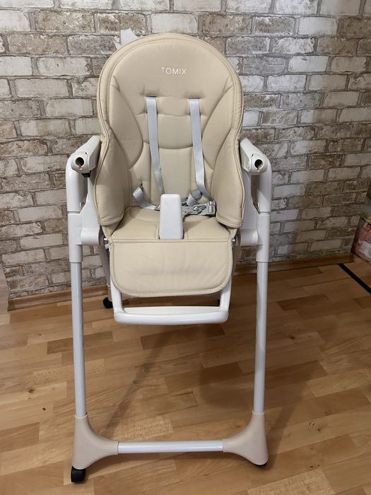 Стульчик для кормленмя Tomix