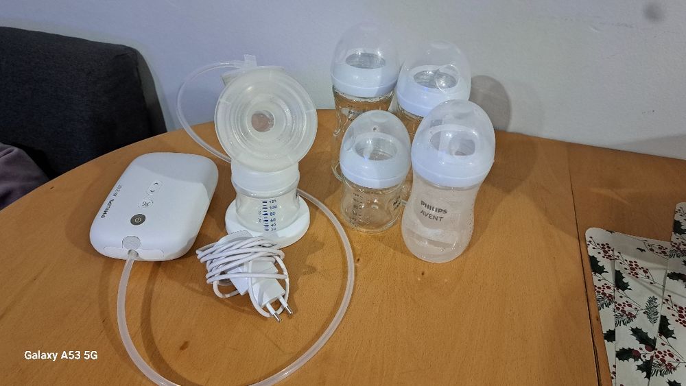 Единична електрическа помпа за кърма Philips Avent Natural Motion Prem