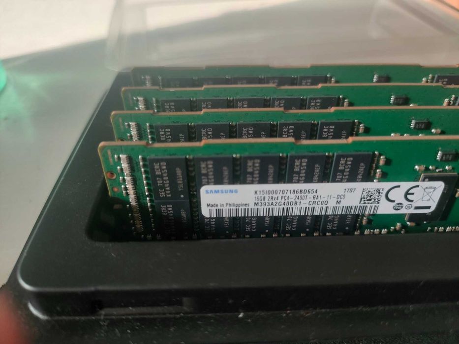 RAM Samsung 16GB DDR4 ECC Registered RDIMM сървърна рам памет.