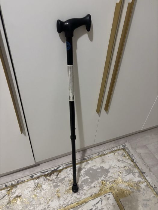 Продам Новый трость