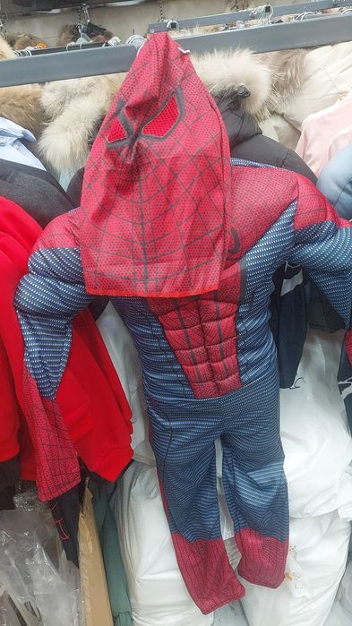 Прокат костюма человека паука