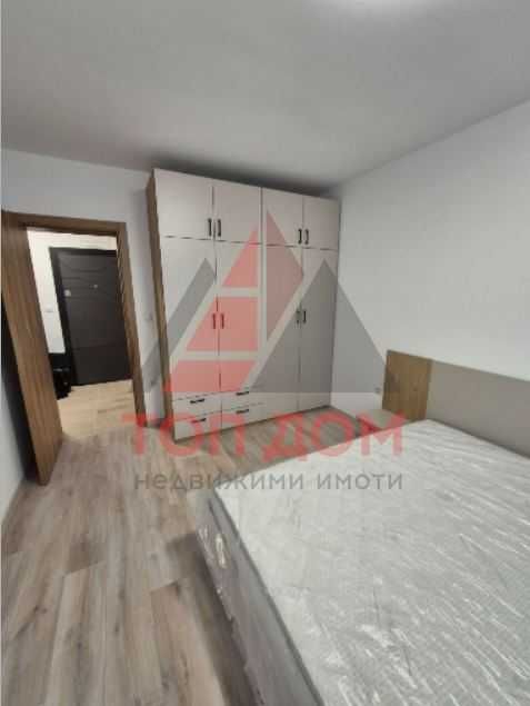 Дава се под наем Двустаен апартамент в Варна, Център - 75 кв.м за 613 € - Снимка #2