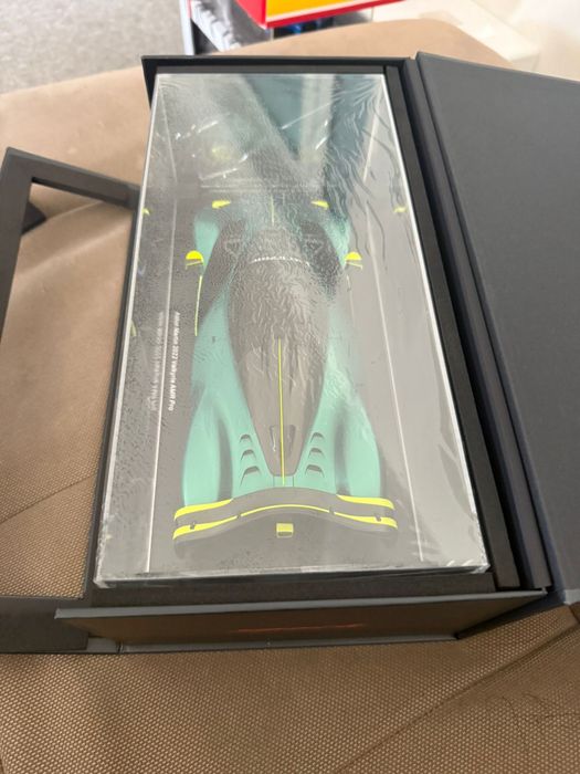 Macheta 1:18 Spark Aston Martin Valkyrie AMR Pro 2022 Noua