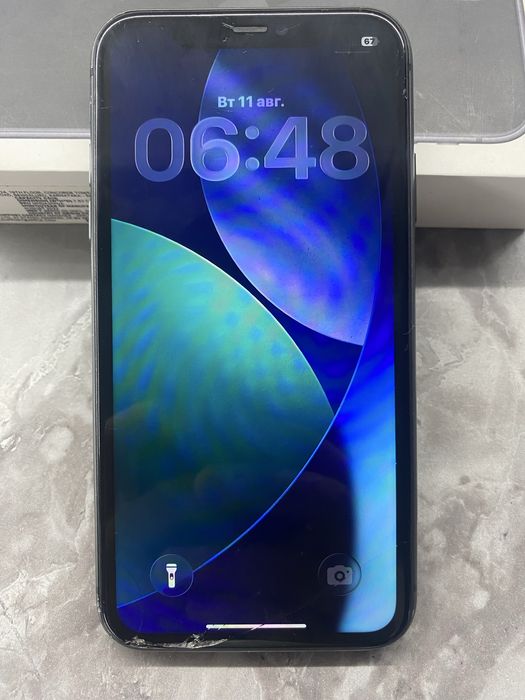 iPhone 11 64gb с коробкой