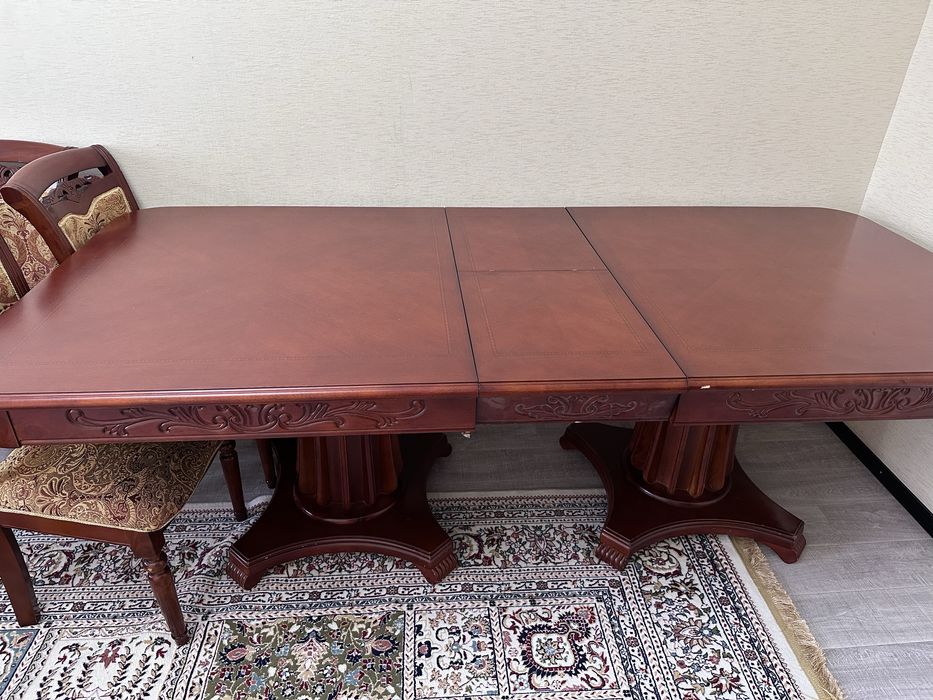 Продам стол со стульями!