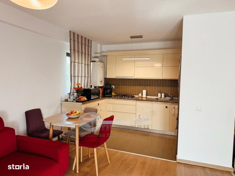 Apartament 3 camere +terasa +boxa+garaj, Pacurari
