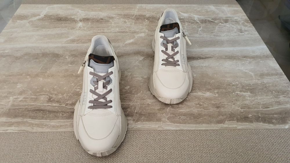 Дамски обувки Fendi Flow