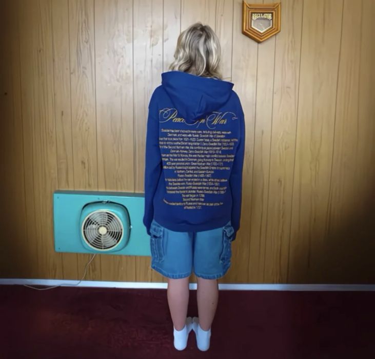 Толстовка с флагом Швеции