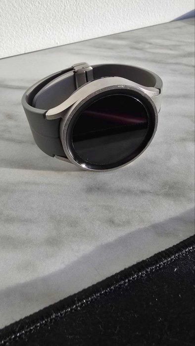 Samsung Galaxy Watch5 Pro 45mm LTE Sapphire Crystal