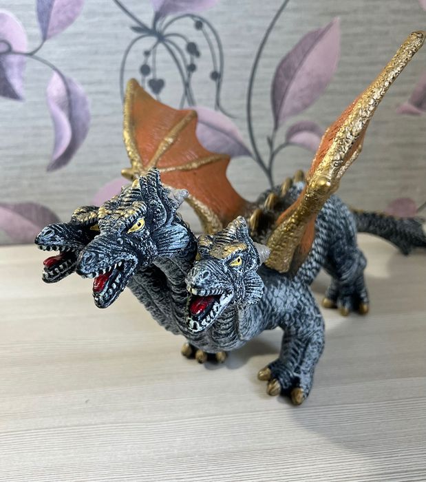 Игрушка Змей Горыныч