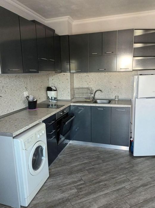 Дава се под наем Двустаен апартамент в Пловдив, Кючук Париж - 57 кв.м за 375 € - Снимка #1