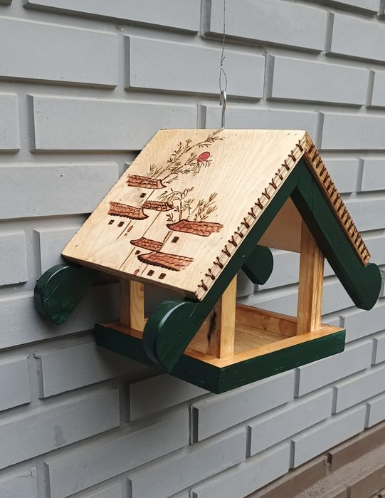 Кормушка для птиц
