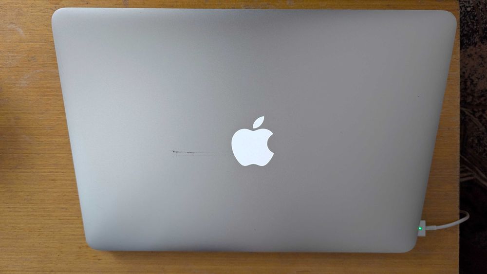 Apple MacBook Air 2012 13.9" 4G Ram 250GB диск i7