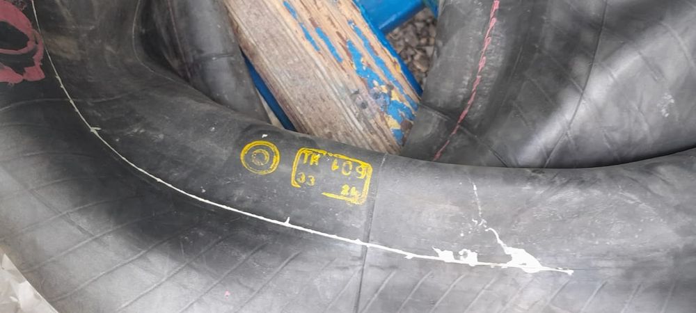 Продам камеру размер 16 новые