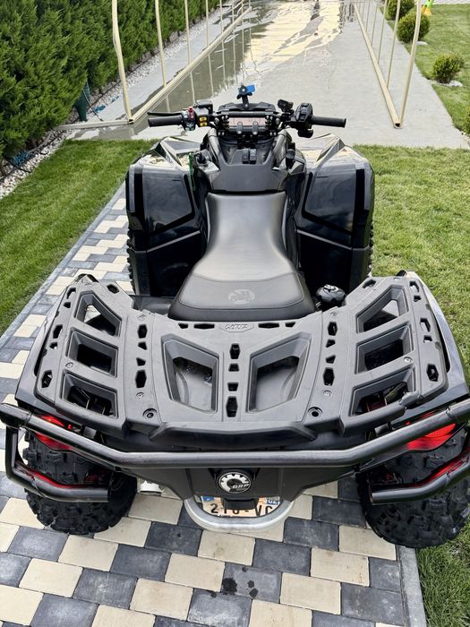 Can am outlender 1000R.