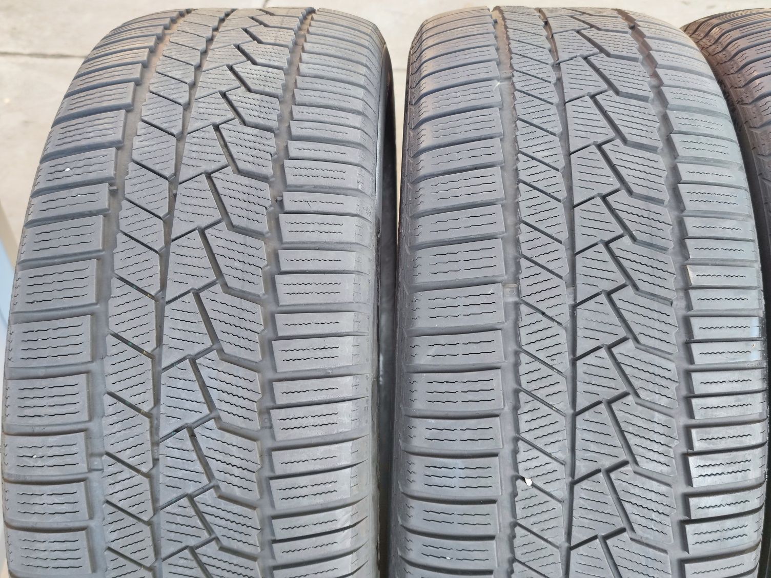 Зимни гуми 245/50/19 Continental гр. Елин Пелин • OLX.bg